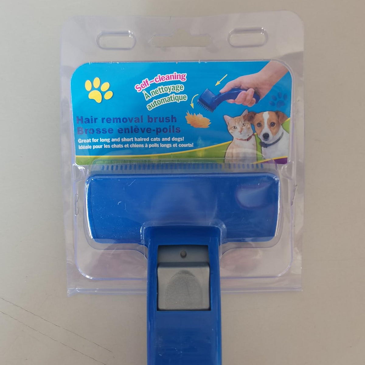 Self-Cleaning Pet Brush – Dog & Cat Grooming Comb
